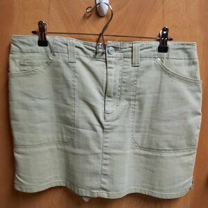 Skort, Gloria Vanderbilt Lt. Green Skort